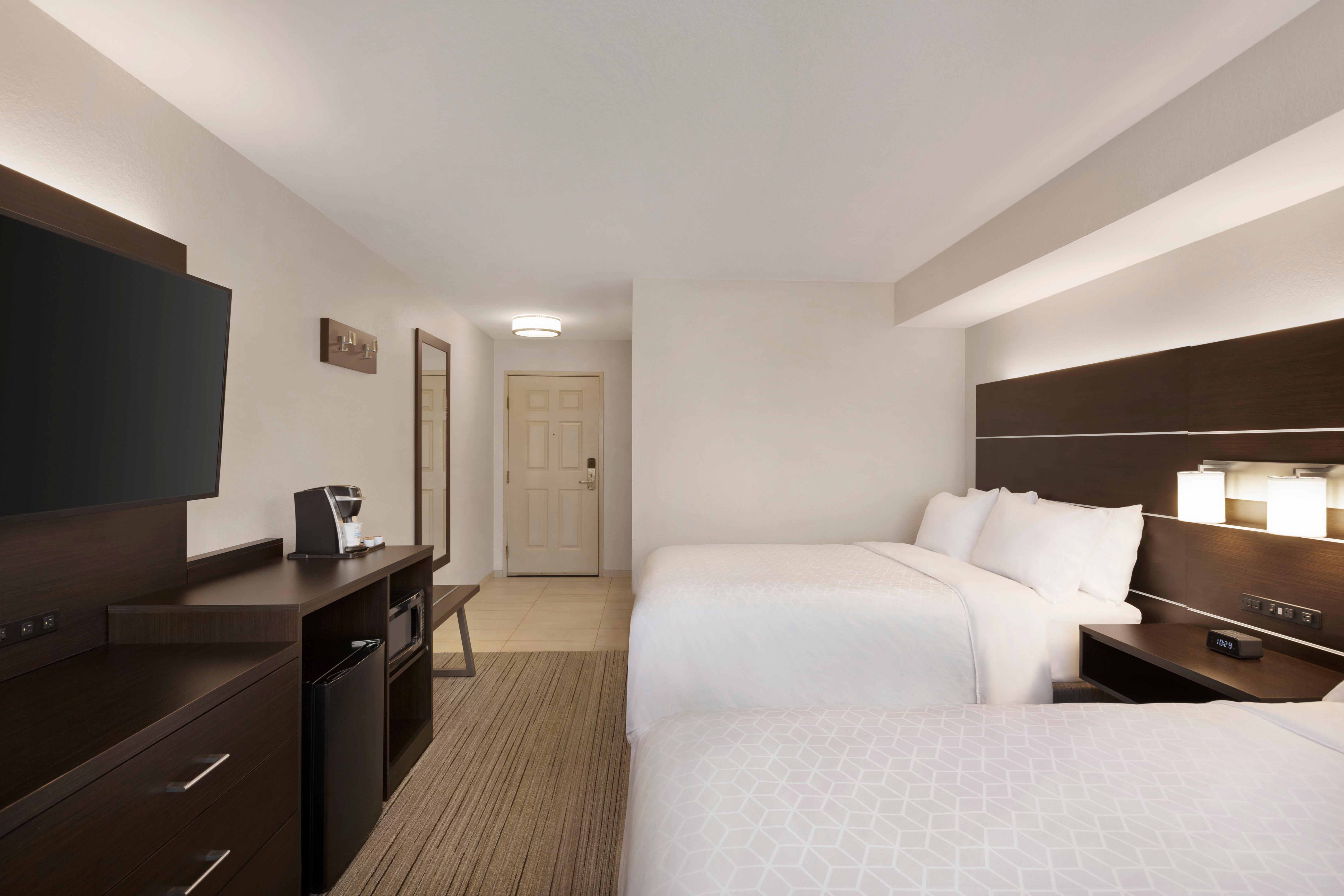 Holiday Inn Express & Suites Sarasota East, An Ihg Hotel Εξωτερικό φωτογραφία